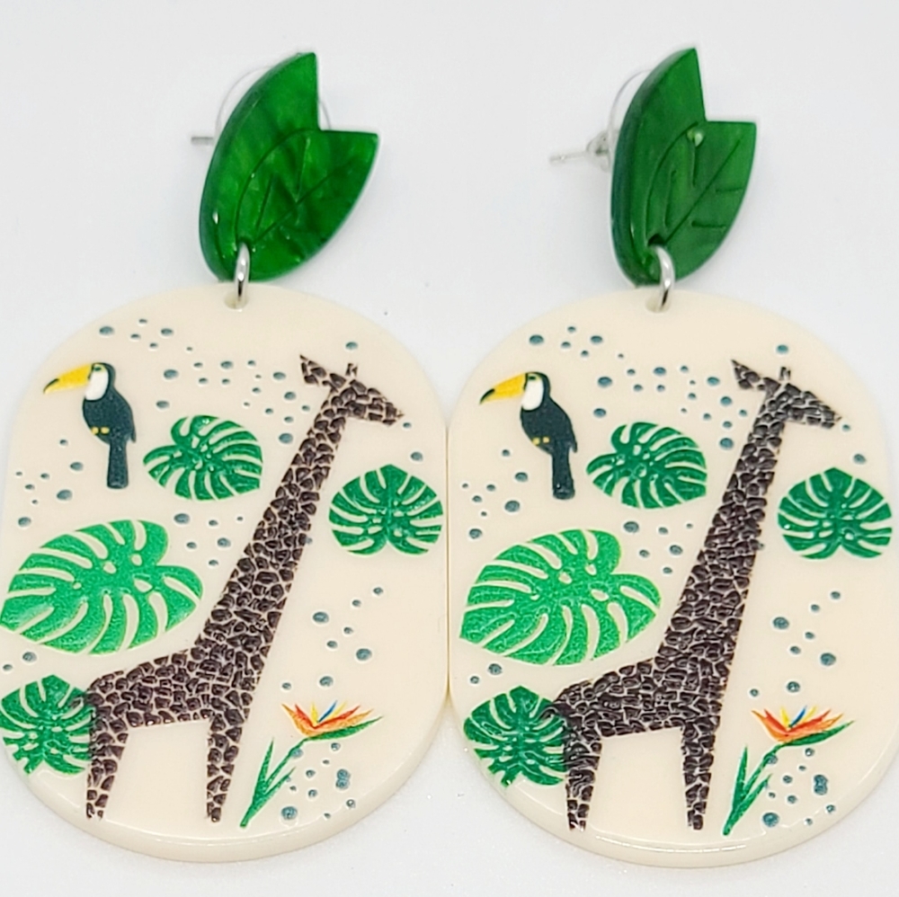 Acrylic Giraffe Design Earrings